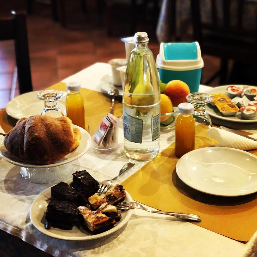 Hotel Pietrapanna Calvello ภายนอก รูปภาพ