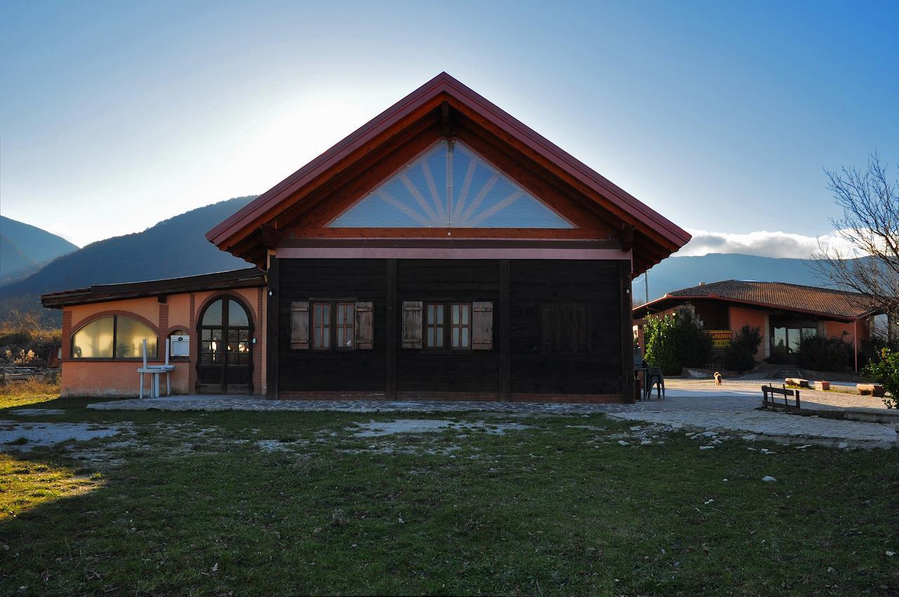Hotel Pietrapanna Calvello ภายนอก รูปภาพ