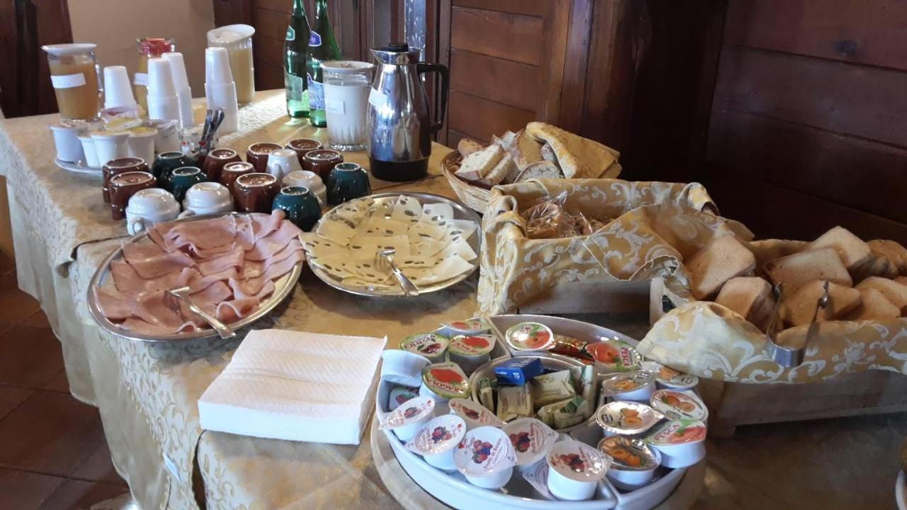 Hotel Pietrapanna Calvello ภายนอก รูปภาพ